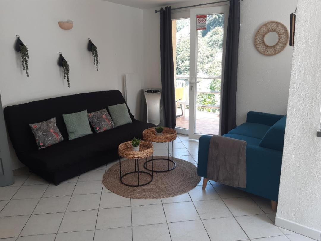 Appartement 3 Pieces Dans Maison Individuelle Entre Mer Et Montagnes Bouyon Zewnętrze zdjęcie